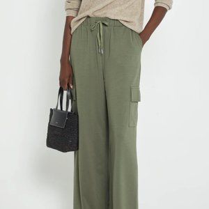 CAARA Stanwood Cargo Pant NWT - Small